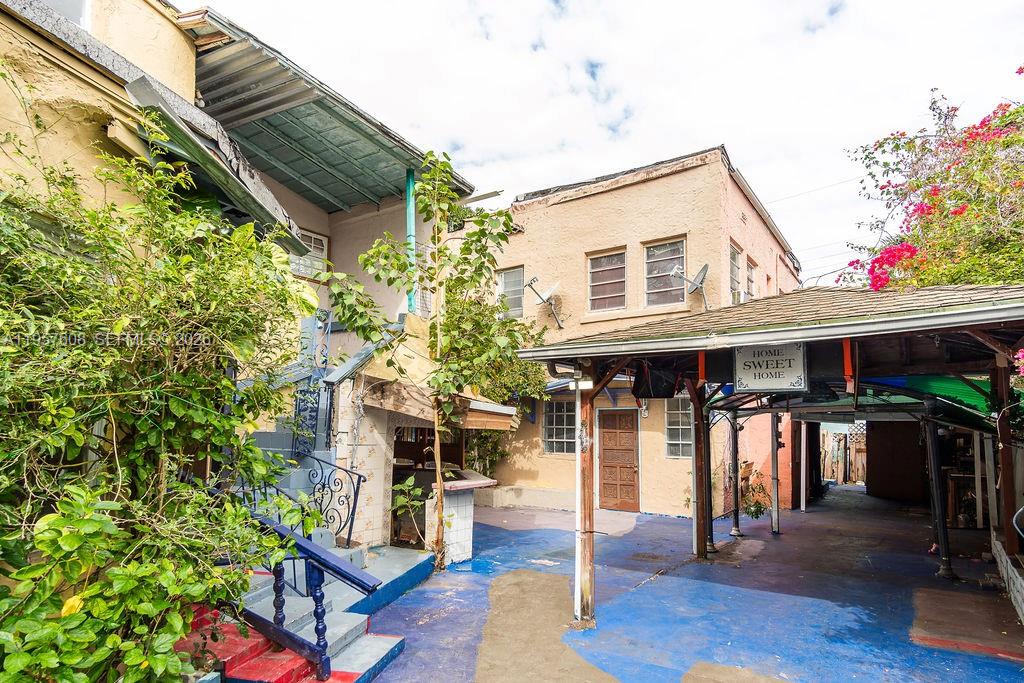 2345 Southwest 19th Street Miami, FL 33145 - Photo 21 of 21