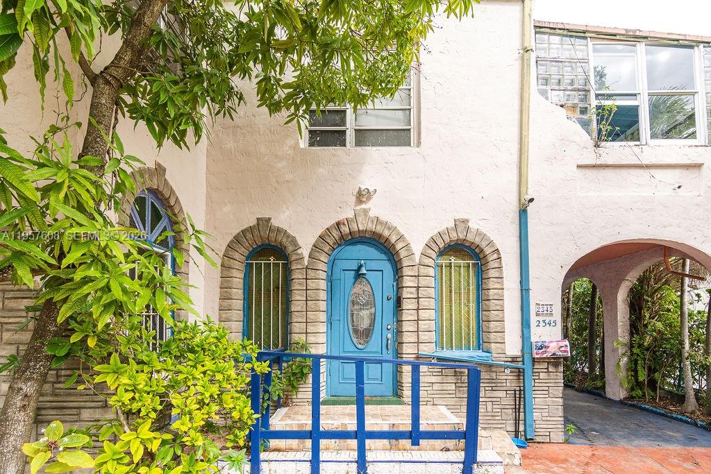 2345 Southwest 19th Street Miami, FL 33145 - Photo 3 of 21
