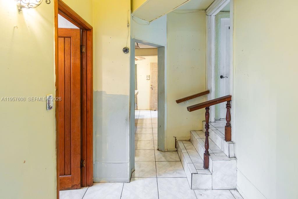 2345 Southwest 19th Street Miami, FL 33145 - Photo 6 of 21 a view of hallway with furniture