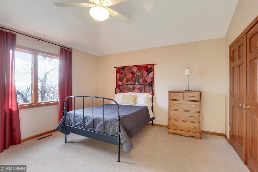 702 Bridle Ridge Road Eagan, MN 55123 - Photo 8 of 12 Gallery Image 8