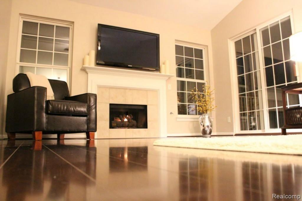 3719 Oakmonte Boulevard Rochester, MI 48306 - Photo 7 of 32 IMG_0761.jpg