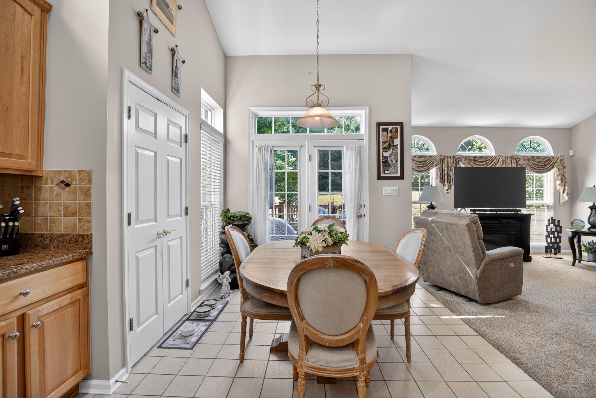 9 Simpkins Lane Pemberton, NJ 08068 - Photo 23 of 36 Eat-in Kitchen