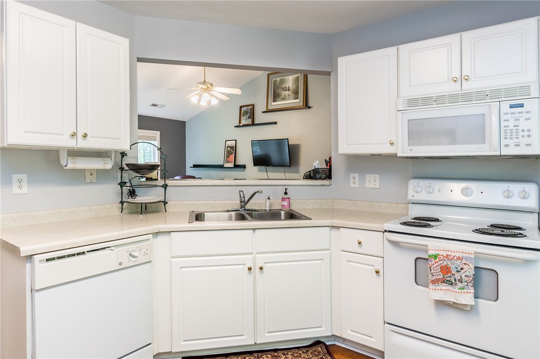 103 Nettles Road Clemson, SC 29631 - Photo 7 of 24 Gallery Image 7