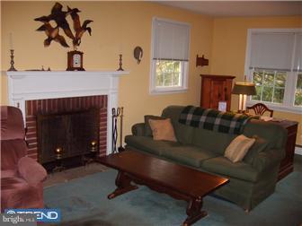 1001 Davis Road Ambler, PA 19002 - Photo 2 of 8 Gallery Image 2