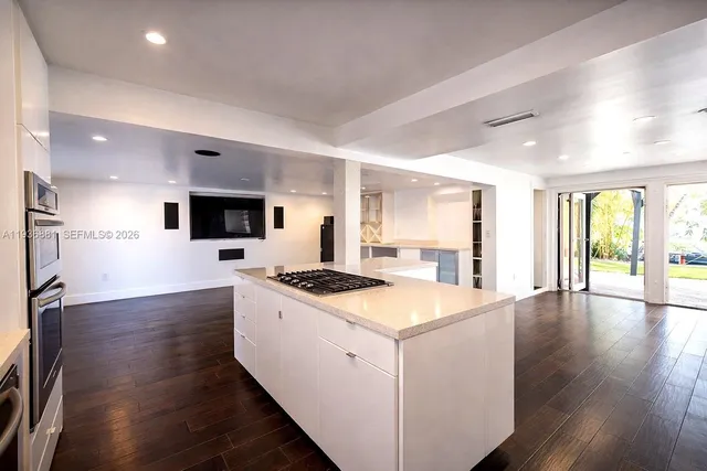 $999,000 | 2413 Nassau Lane, Fort Lauderdale, FL 33312