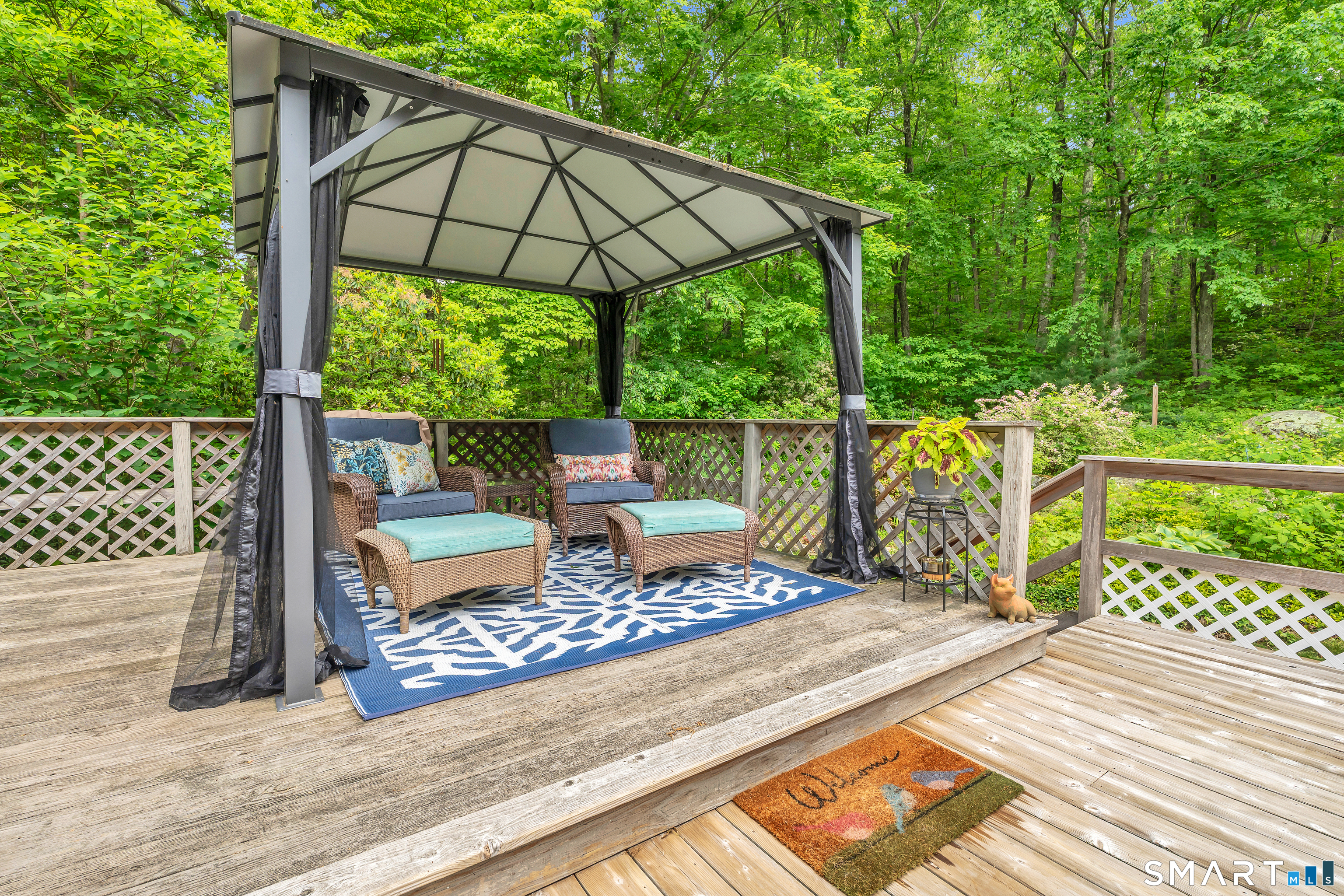 57 Weiss Road Haddam, CT 06438 - Photo 31 of 39 A private alcove