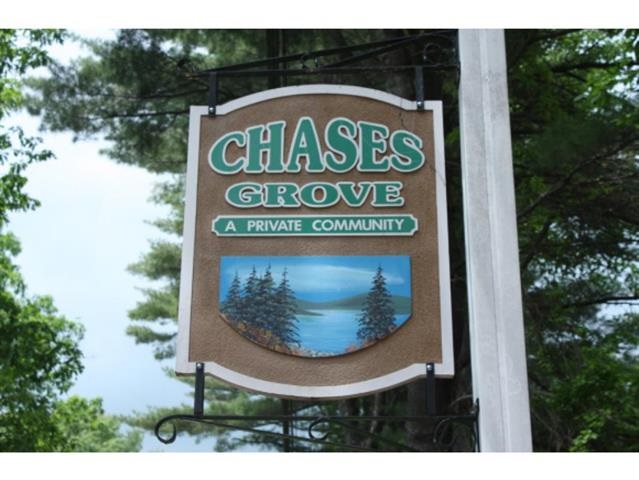 142 Chases Grove Road Derry, NH 03038 - Photo 2 of 17