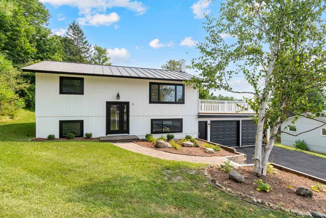 $395,000 | 21 Moonlight Drive, Barre Town, VT 05641