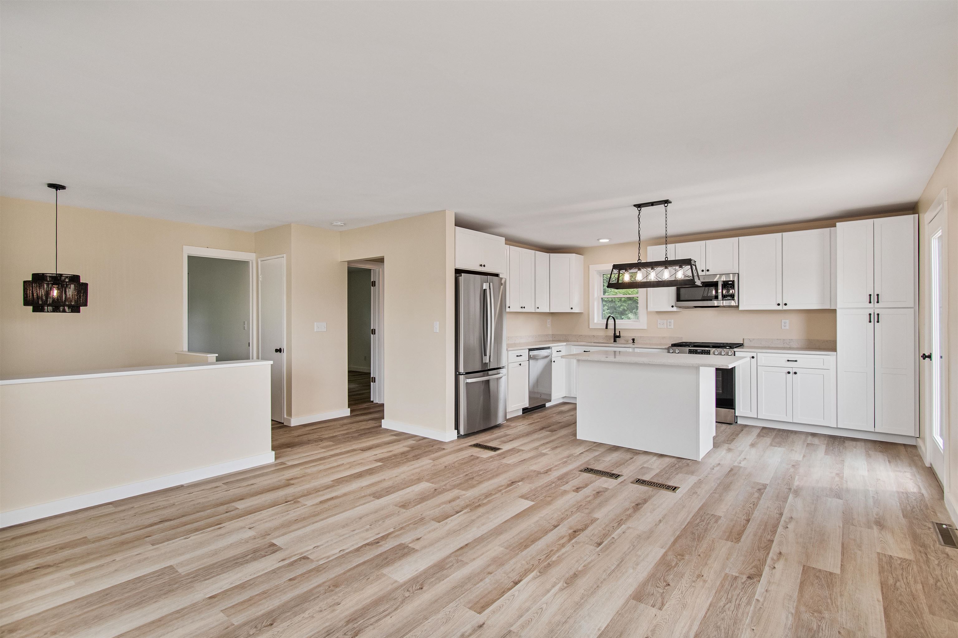 21 Moonlight Drive Barre Town, VT 05641 - Photo 8 of 33