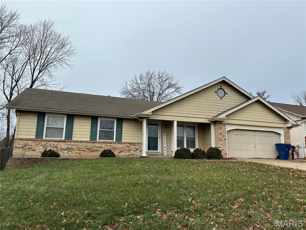 212 Universal Drive St. Peters, MO 63376 - Photo 1 of 17