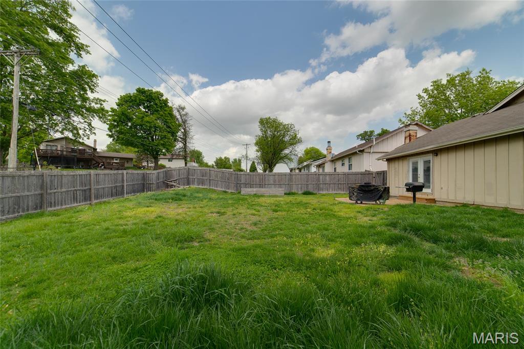 212 Universal Drive St. Peters, MO 63376 - Photo 17 of 17