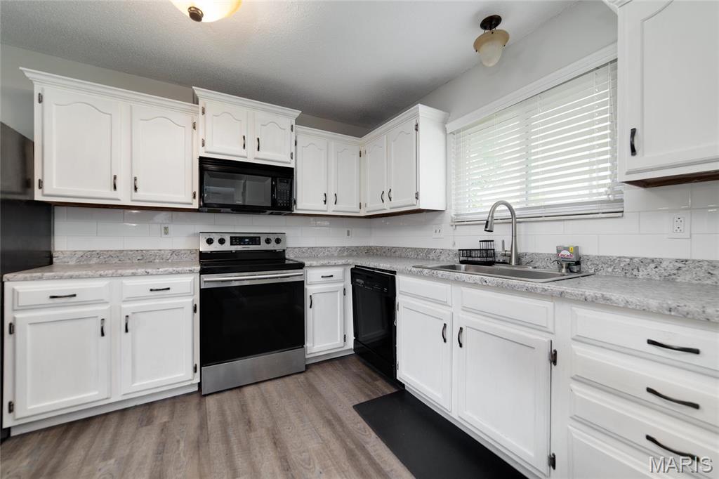 212 Universal Drive St. Peters, MO 63376 - Photo 8 of 17