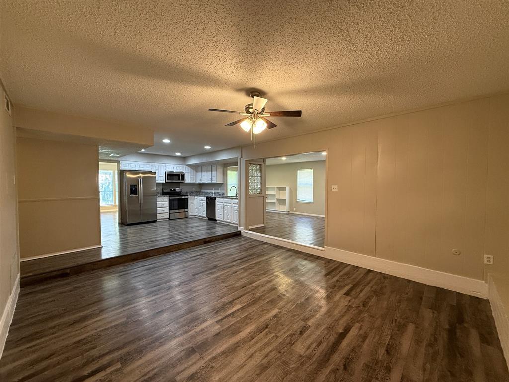 1121 Via Del Rey Mesquite, TX 75150 - Photo 18 of 38