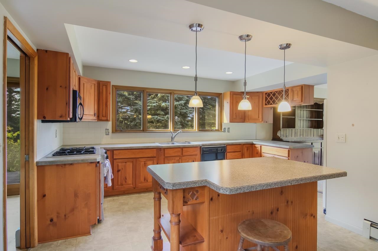 7546 Helena Road Alden, MI 49612 - Photo 15 of 48