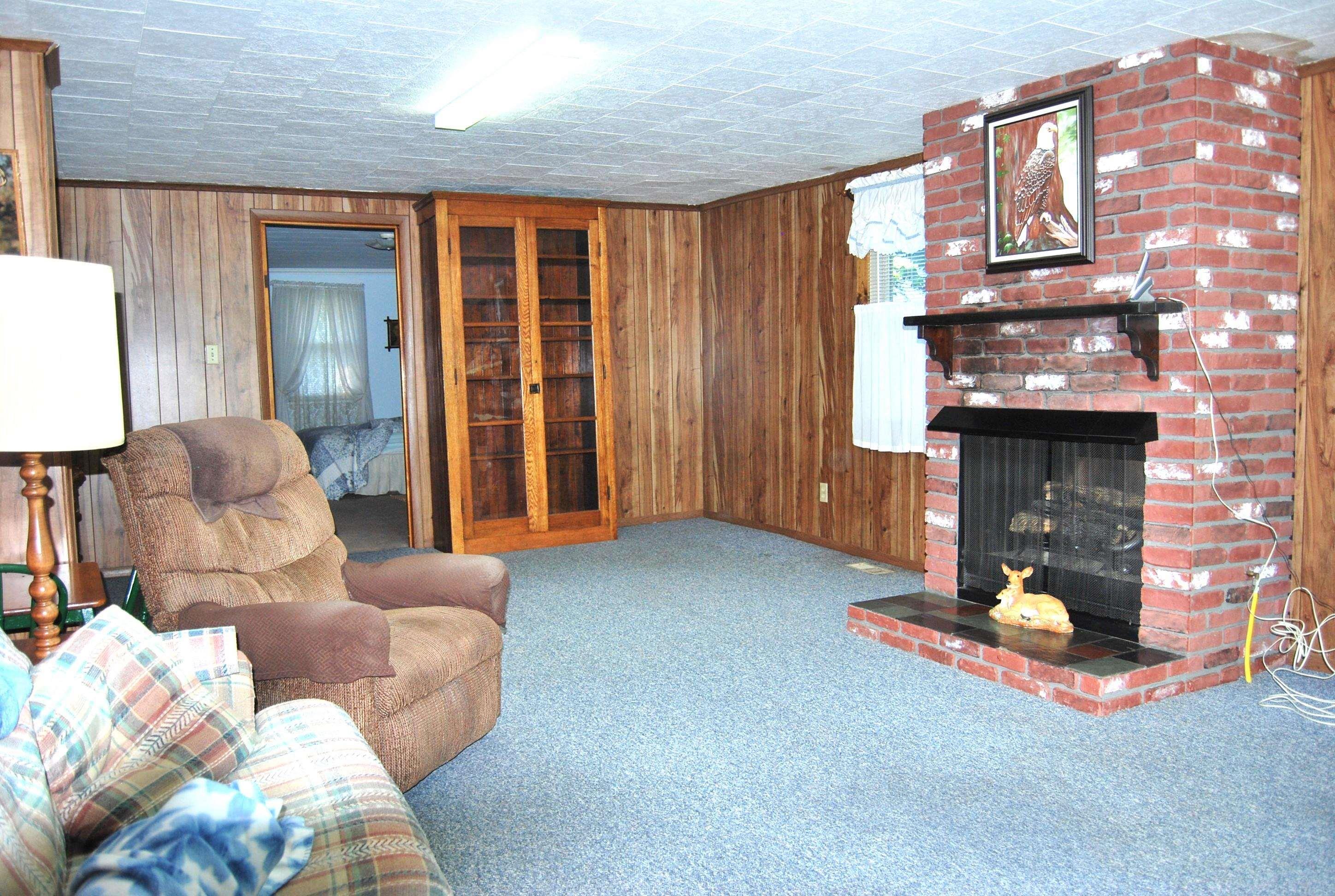 214 South Elm Street Albion, IN 46701 - Photo 4 of 9