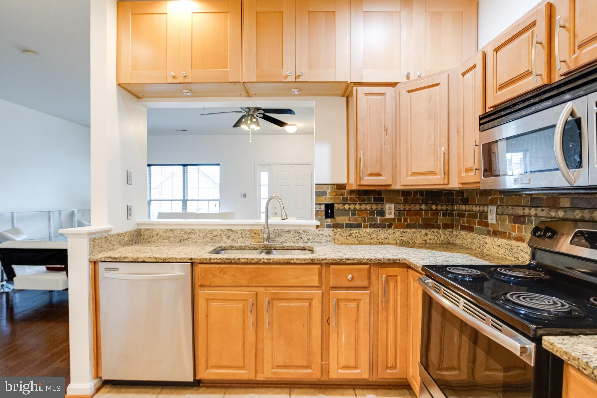 2006 Ripley Point Court Odenton, MD 21113 - Photo 15 of 51 Kitchen