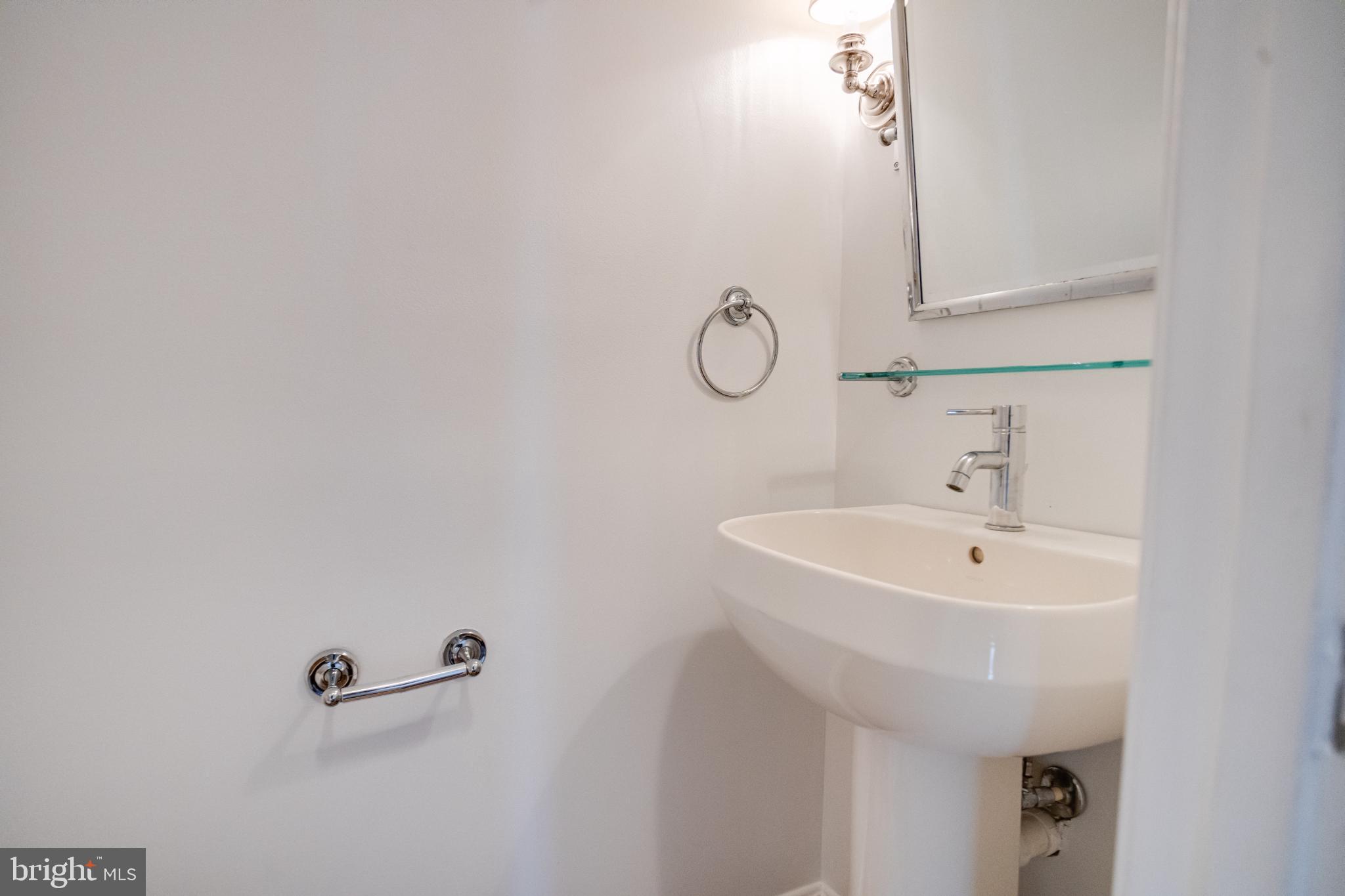 2006 Ripley Point Court Odenton, MD 21113 - Photo 16 of 51 1st floor Powder room