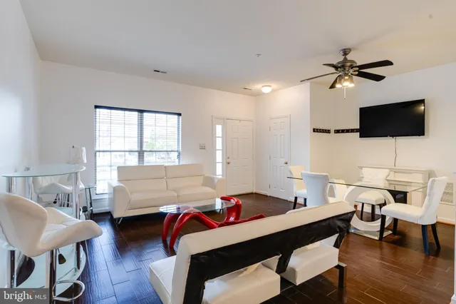 $385,000 | 2006 Ripley Point Court, Odenton, MD 21113