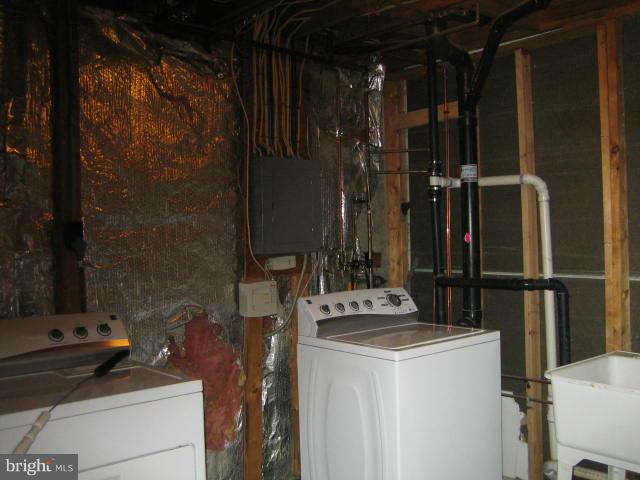 3217 Napper Road Alexandria, VA 22306 - Photo 23 of 28 Interior (General)