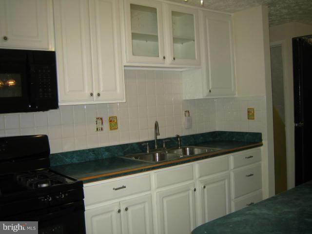 3217 Napper Road Alexandria, VA 22306 - Photo 6 of 28 Kitchen
