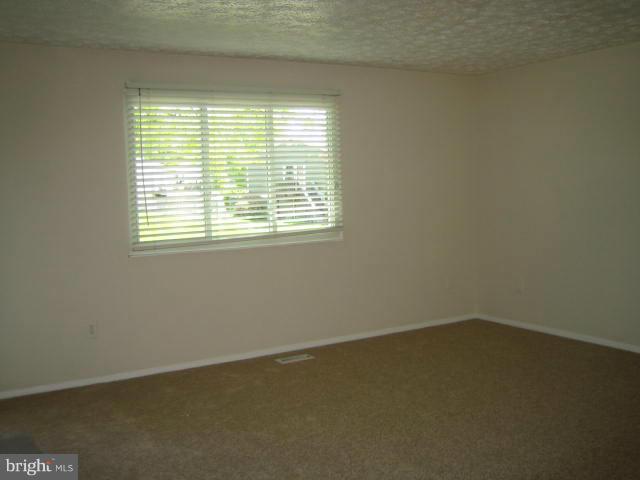 3217 Napper Road Alexandria, VA 22306 - Photo 9 of 28 Bedroom