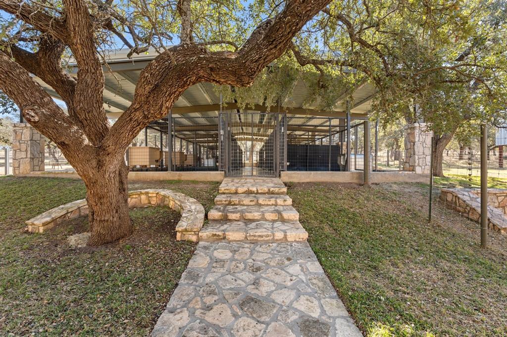 154 Mr Bar Par Hunt, TX 78024 - Photo 35 of 40