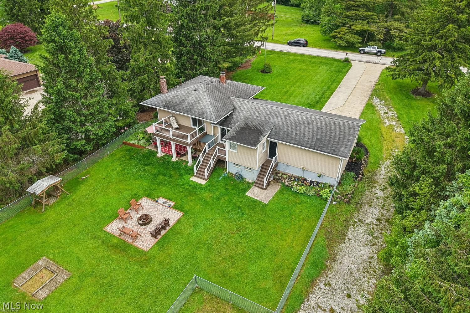 17570 Hicks Road Walton Hills, OH 44146 - Photo 35 of 45