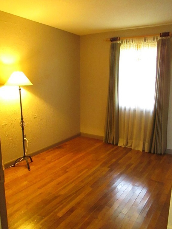 46 Roberta Road Blackstone, MA 01504 - Photo 19 of 30 Gallery Image 19