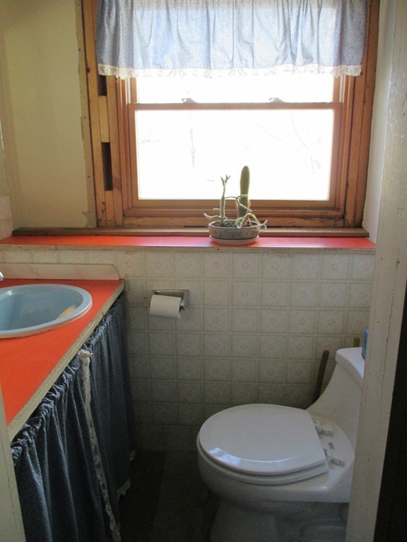 46 Roberta Road Blackstone, MA 01504 - Photo 22 of 30 Gallery Image 22