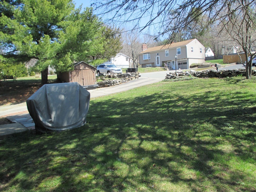46 Roberta Road Blackstone, MA 01504 - Photo 27 of 30 Gallery Image 27