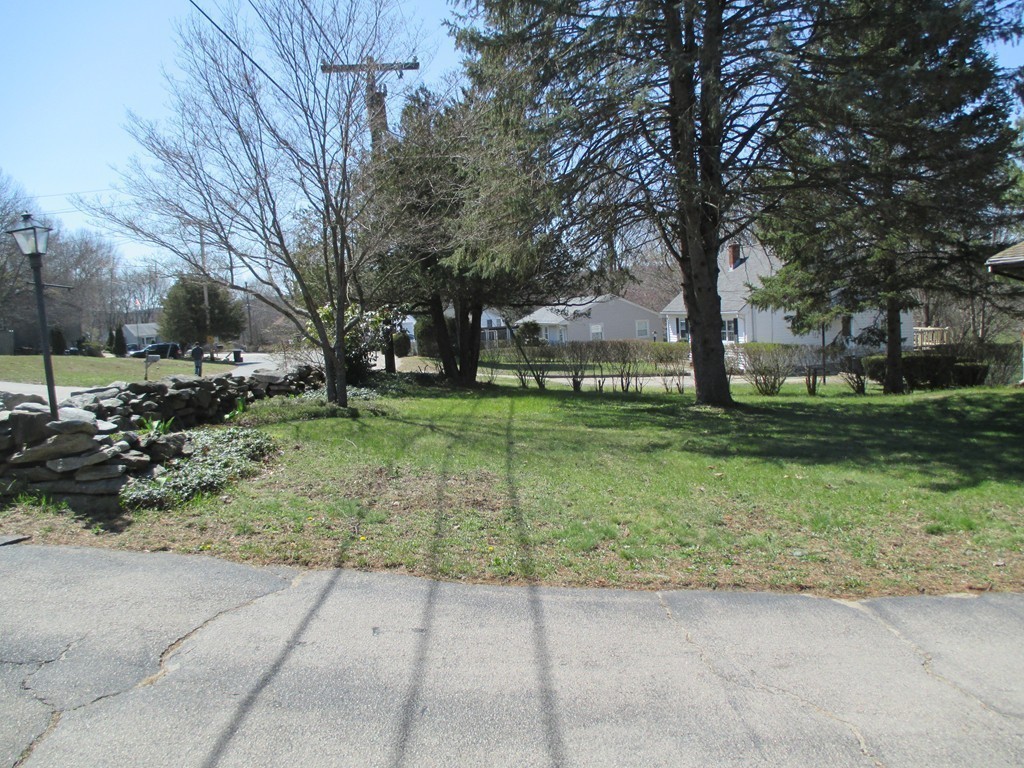 46 Roberta Road Blackstone, MA 01504 - Photo 30 of 30 Gallery Image 30