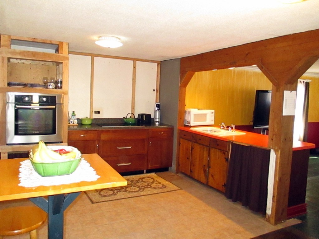 46 Roberta Road Blackstone, MA 01504 - Photo 6 of 30 Gallery Image 6