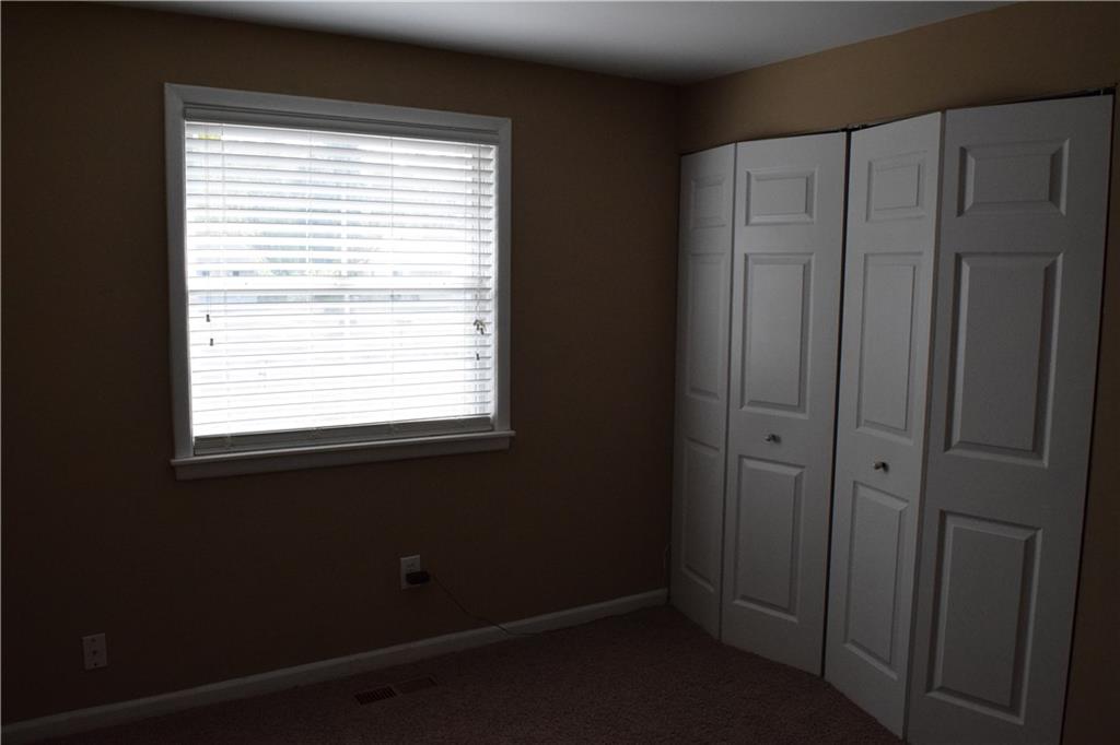 1722 Shawnee Road Indianapolis, IN 46260 - Photo 11 of 17 Gallery Image 11