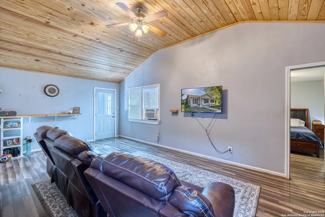 $175,000 | 806 South Park Street, Uvalde, TX 78801