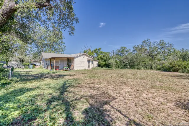 $175,000 | 806 South Park Street, Uvalde, TX 78801