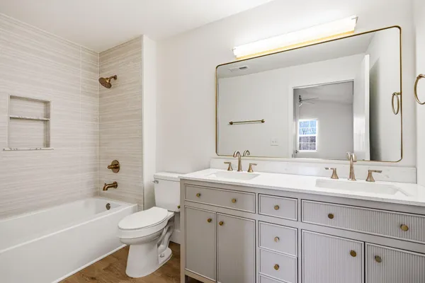 $329,000 | 18520 Emerald Circle, Unit F, Brookfield, WI 53045