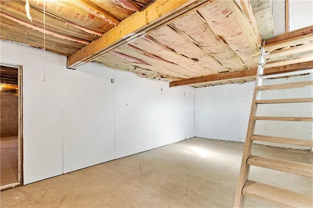 $179,000 | 22125 Westside Drive, Rushville, MO 64484