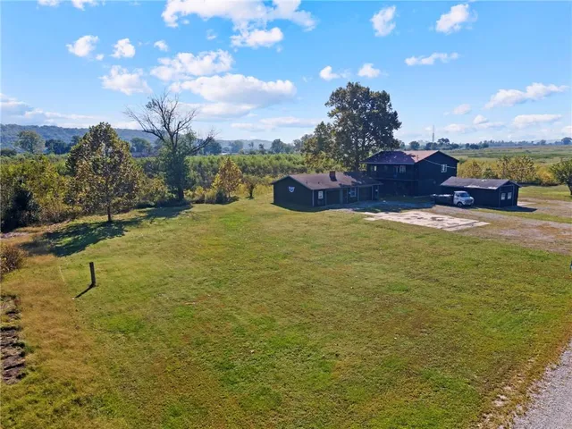 $179,000 | 22125 Westside Drive, Rushville, MO 64484