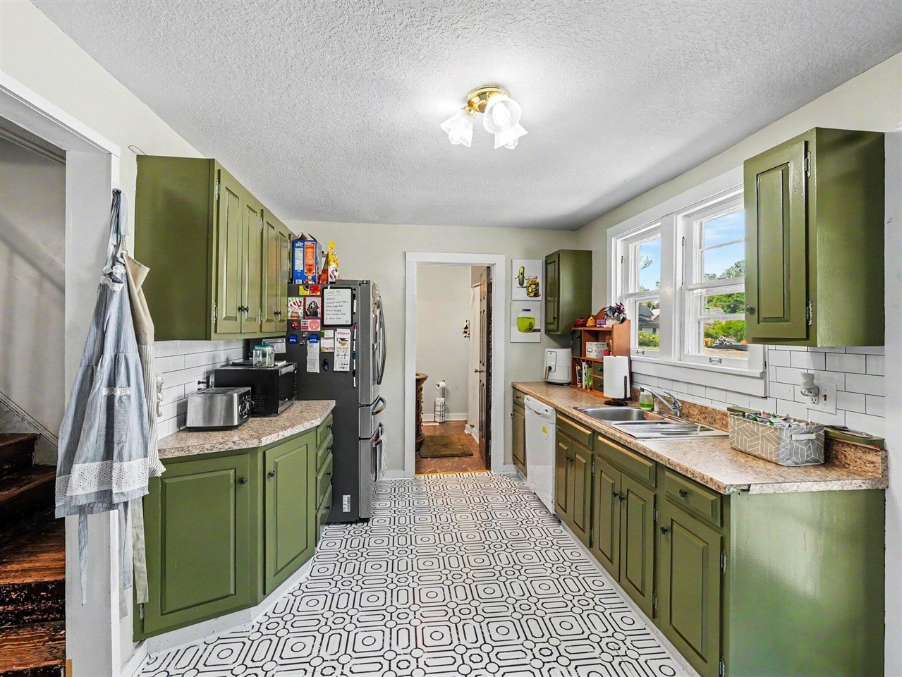 576 South Main Street Adrian, MI 49221 - Photo 6 of 28