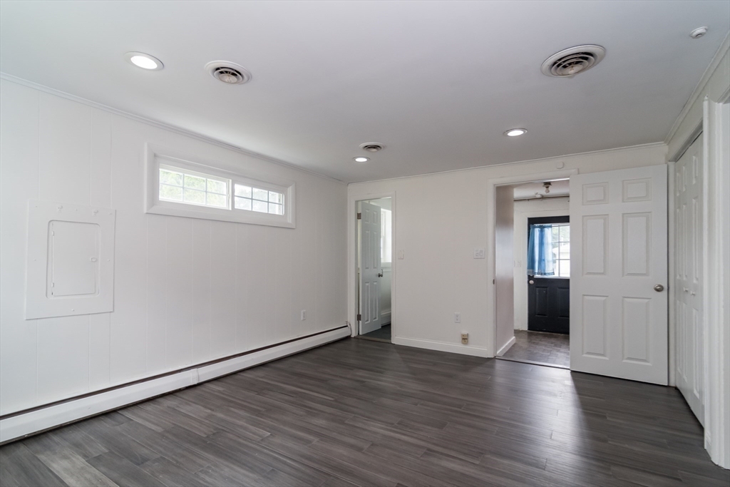 22 Wethersfield Road Natick, MA 01760 - Photo 11 of 22
