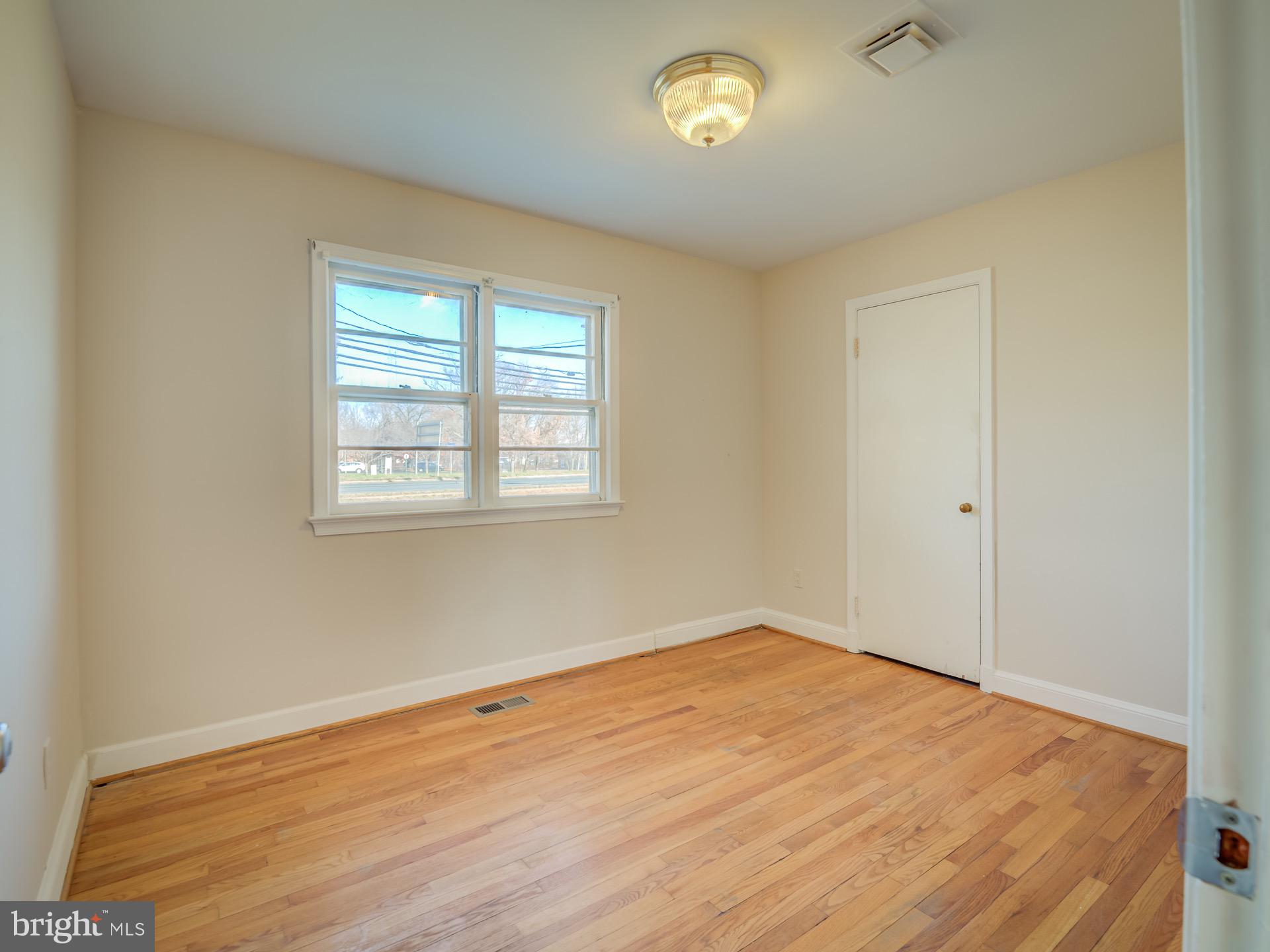 6443 Franconia Road Springfield, VA 22150 - Photo 11 of 45