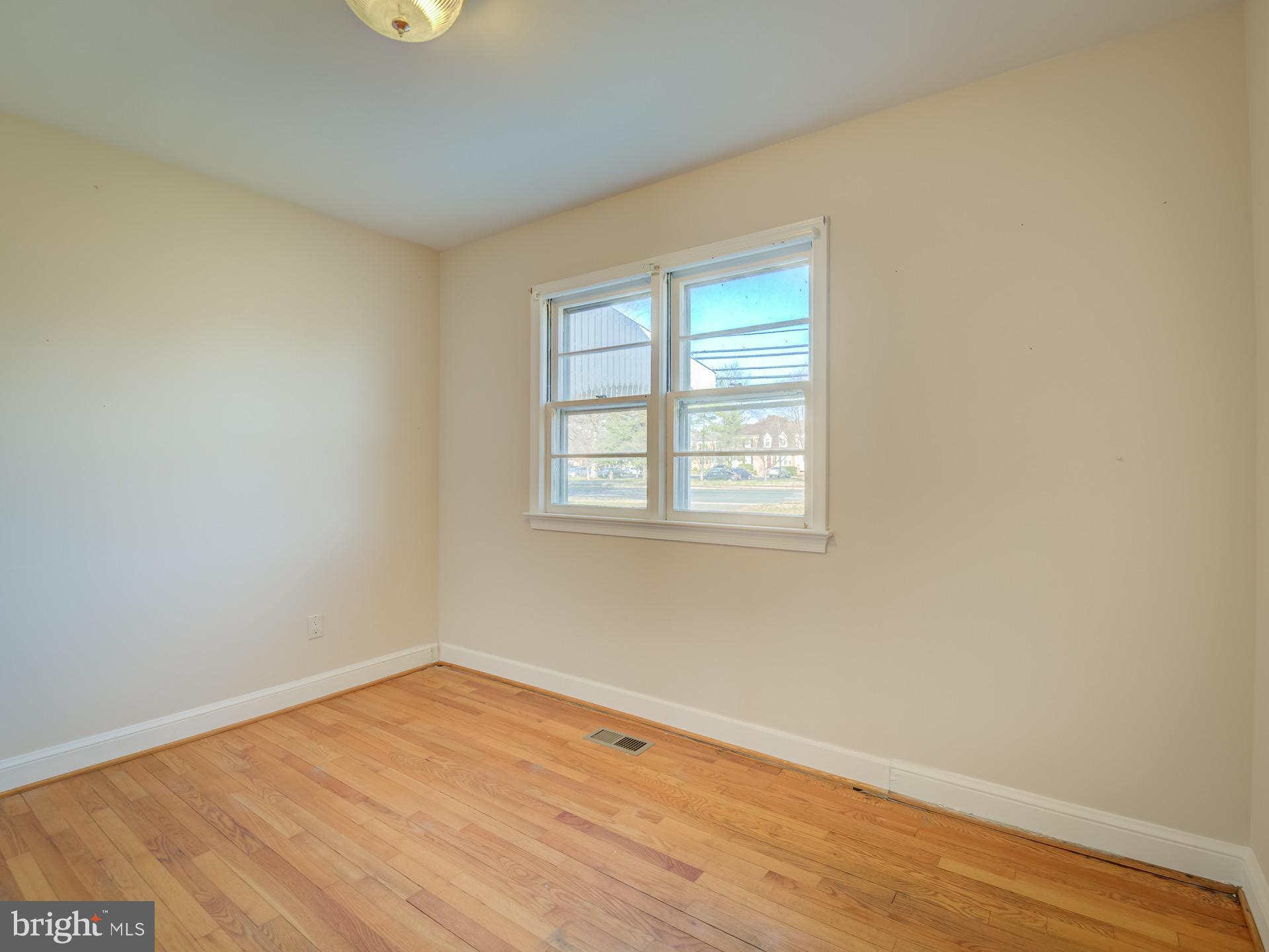 6443 Franconia Road Springfield, VA 22150 - Photo 12 of 45