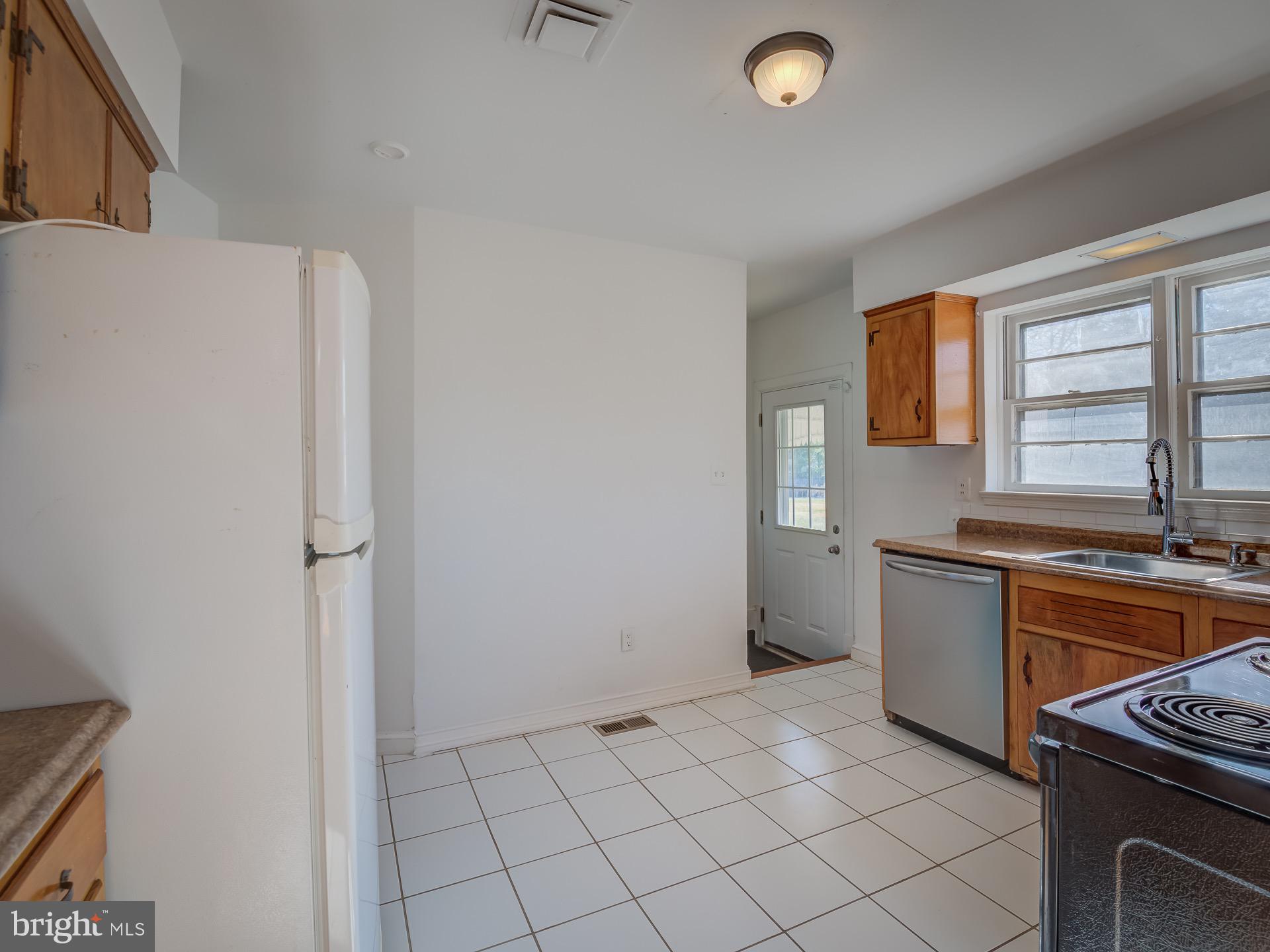 6443 Franconia Road Springfield, VA 22150 - Photo 26 of 45