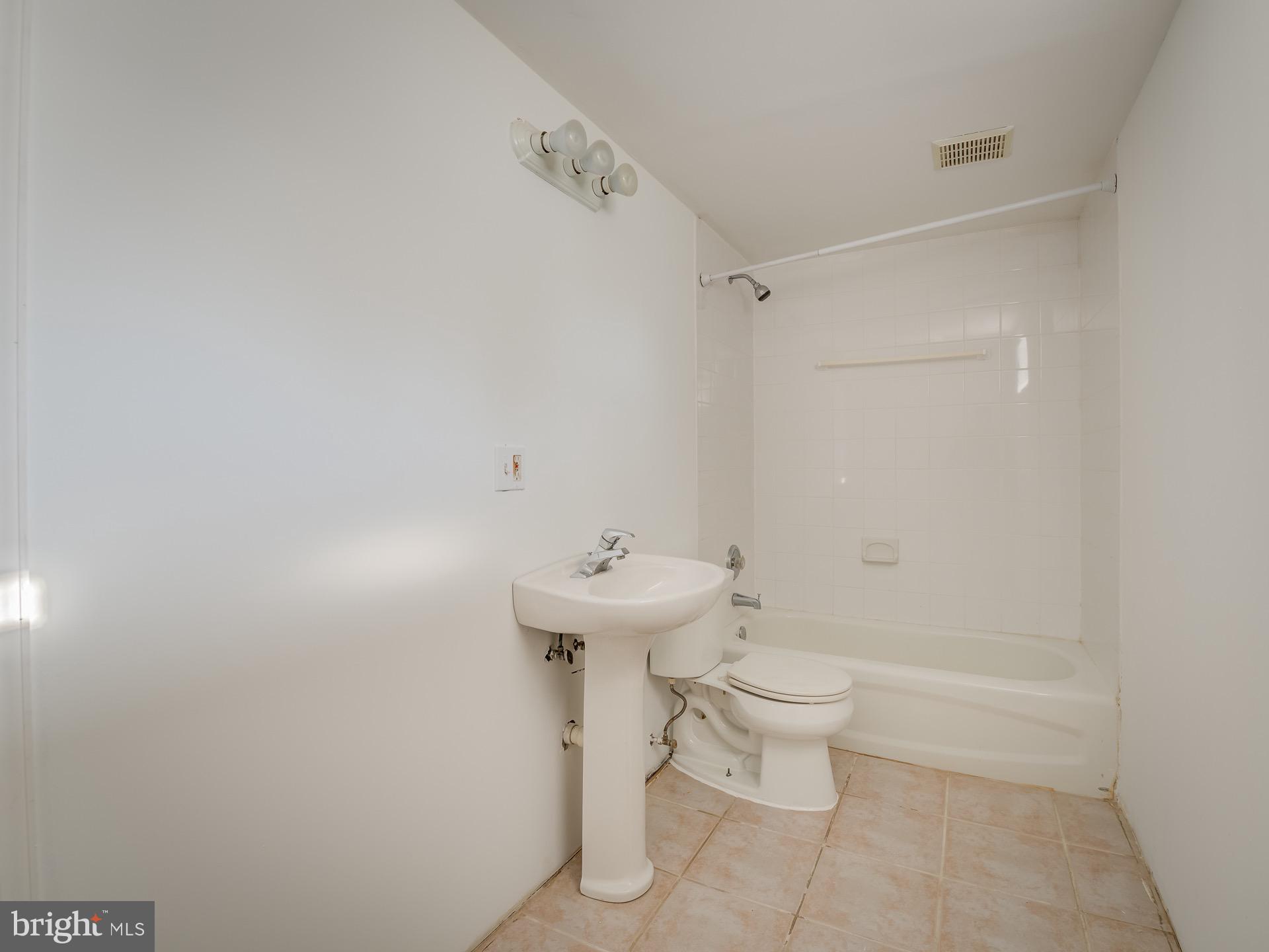 6443 Franconia Road Springfield, VA 22150 - Photo 38 of 45