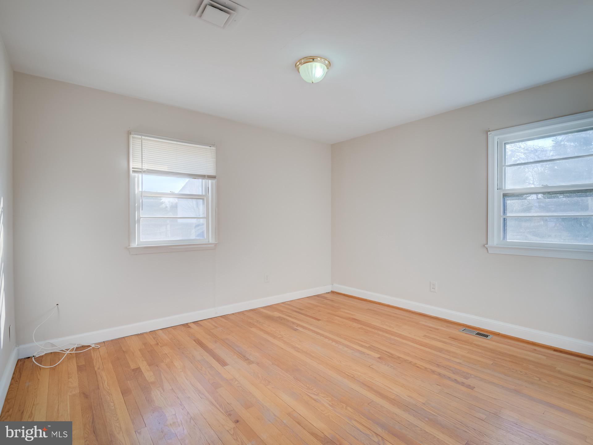 6443 Franconia Road Springfield, VA 22150 - Photo 6 of 45