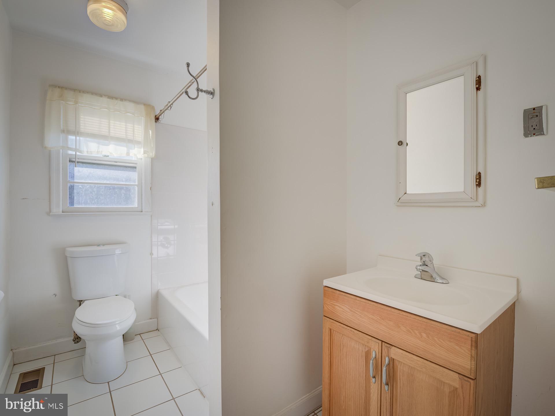 6443 Franconia Road Springfield, VA 22150 - Photo 8 of 45