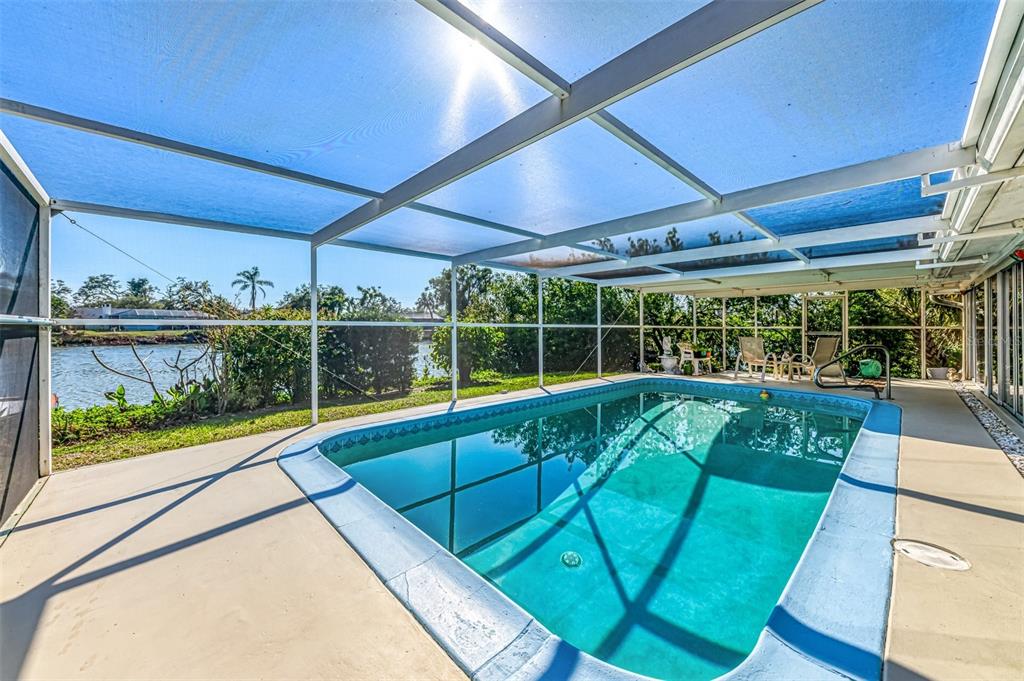 6146 Rockefeller Avenue Sarasota, FL 34231 - Photo 2 of 16