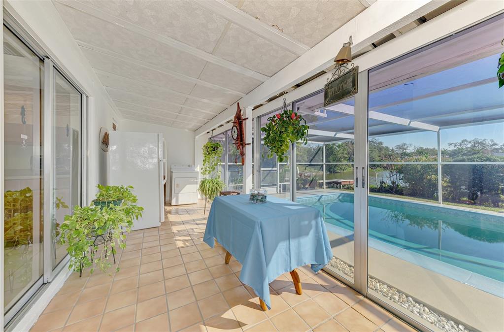 6146 Rockefeller Avenue Sarasota, FL 34231 - Photo 5 of 16