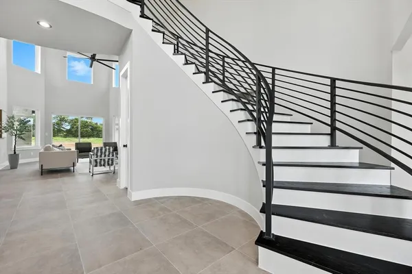 a view of entryway and hall