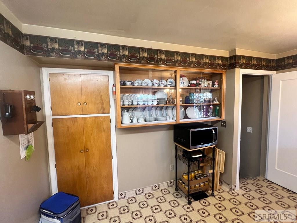 285 East Elm Street Shelley, ID 83274 - Photo 7 of 25